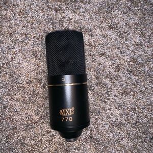 Studio microphone and stand